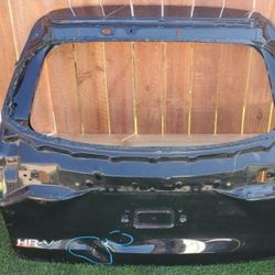 2023 - 2026 HONDA HRV HR-V TAILGATE HATCH TAIL GATE TRUNK DECKLID SHELL USED OEM.  NC6