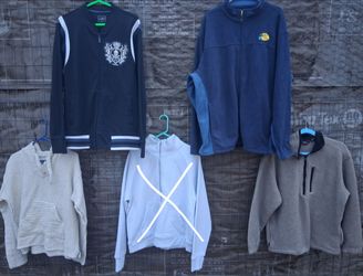 Mens pull over/zip up light wear