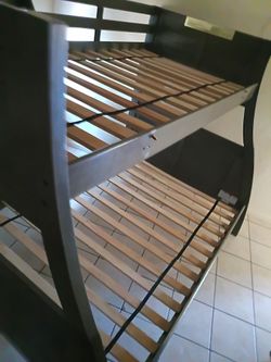 Bunk bed