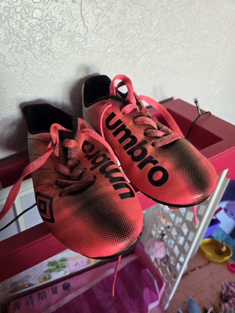 Size 2 Umbro Cleats