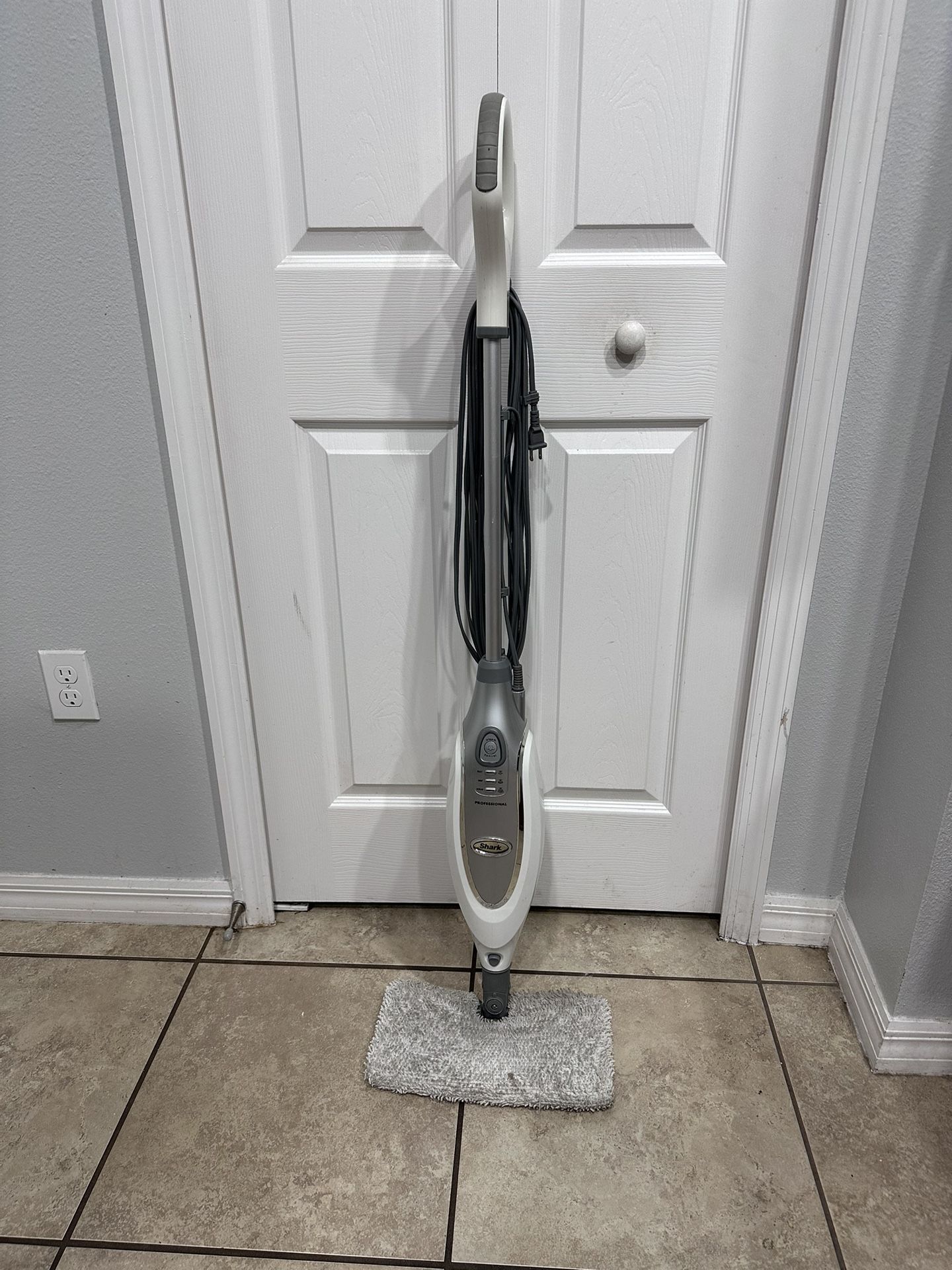 Shark Steamer Mop