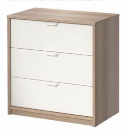 Ikea Askvoll Oak White 3-drawer Dresser - Like New!
