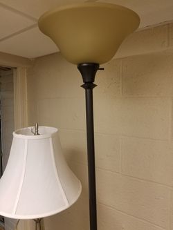 2 floor lamps