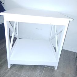 White End Table 