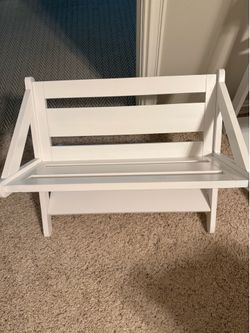 White pine kids bookcase