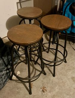 BAR STOOLS