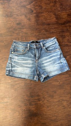 women’s shorts