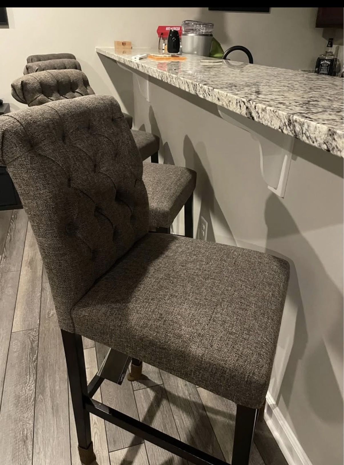 Set Of 4 Like NEW Bar Stools