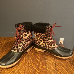 NEW Women's Boots 
