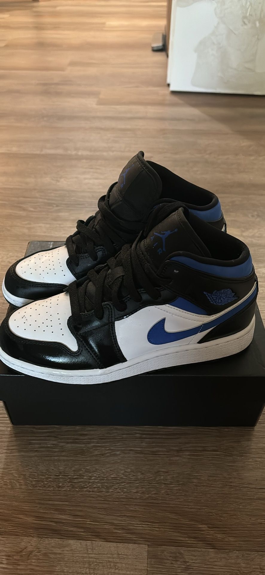 Air Jordan Mid (GS) Black Blue White Size Women's)