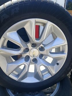 20" Chevy Silverado LTZ 6lug rims Tires (4)
