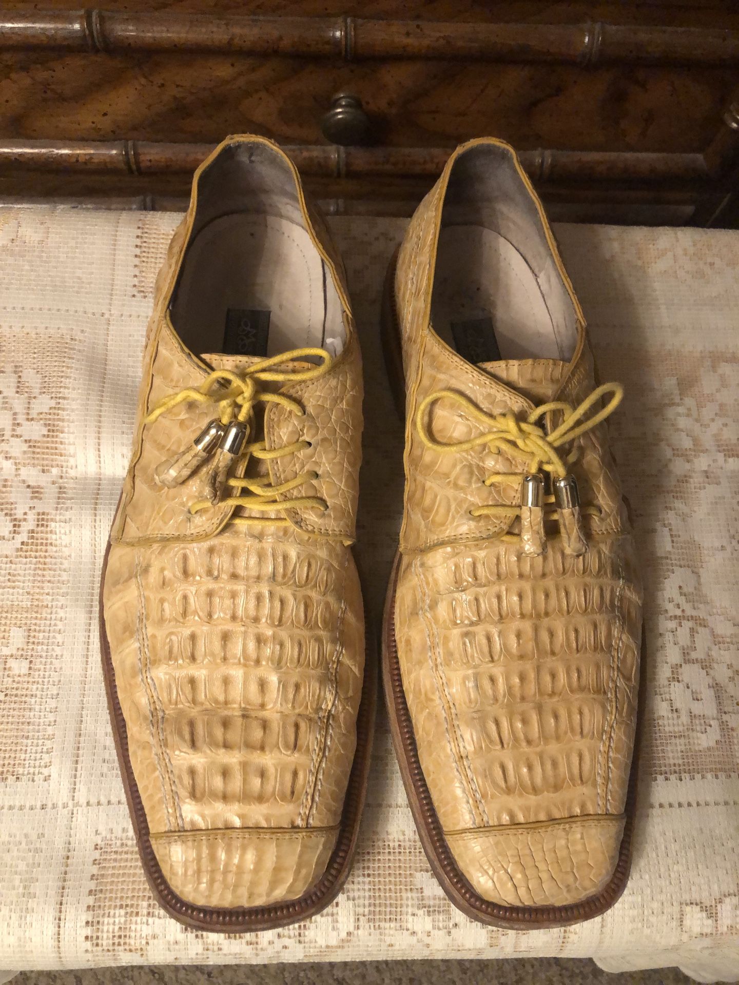 PRICE DROP! Like new Max Leather Genuine Crocodile Shoes, Beige, Size 13
