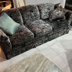 Sofa & Love Seat Set 