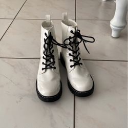 Womens Boots