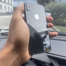  UNLOCKED IPHONE X/ LIMITED STOCK 
