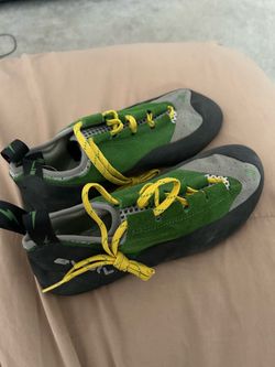 Evolve rock climbing shoes
