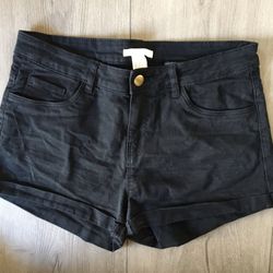 H&M Black Jean Denim Shorts Cuffed Cotton Blend 5 Pocket Button Zipper - Size 6