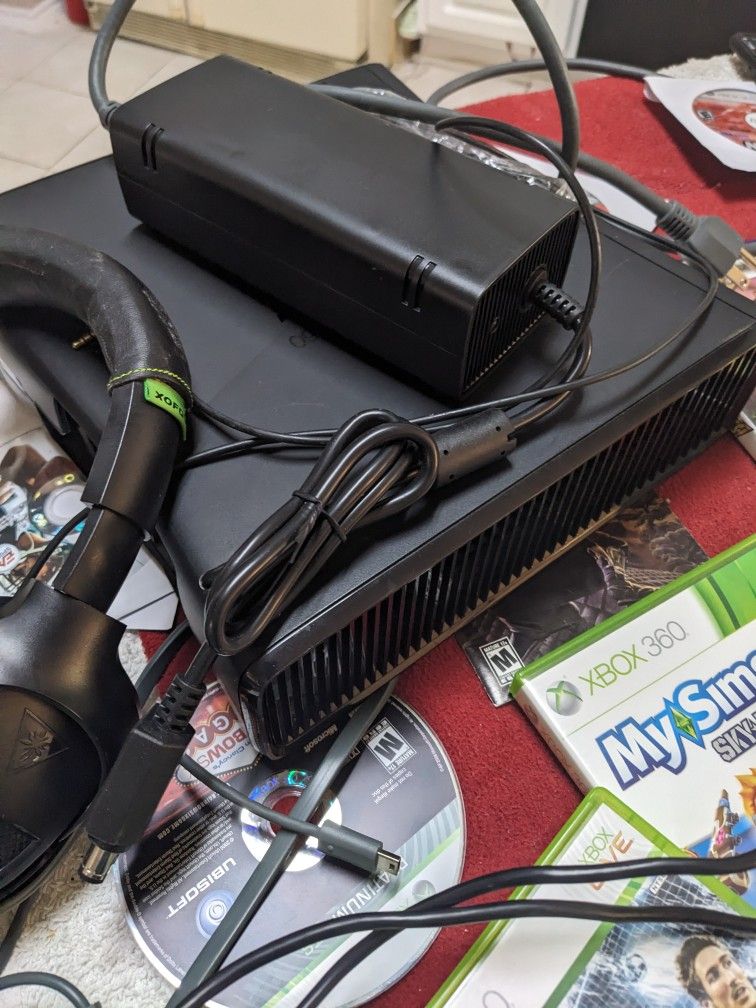 Xbox 360 20 Games 3 Controller