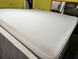 Mattress and box spring king size