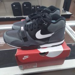 Nike Air Trainer 1