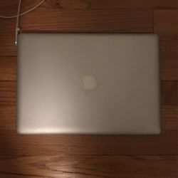 MacBook 2010