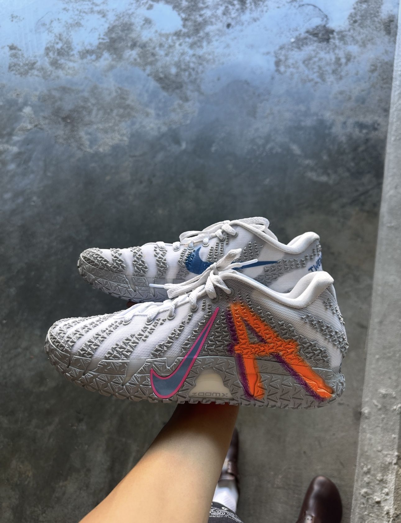 Ja 3 Size 10.5 Light Show 