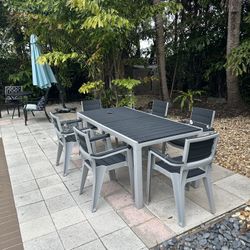 Outdoor Patio Furniture Set! Brand New