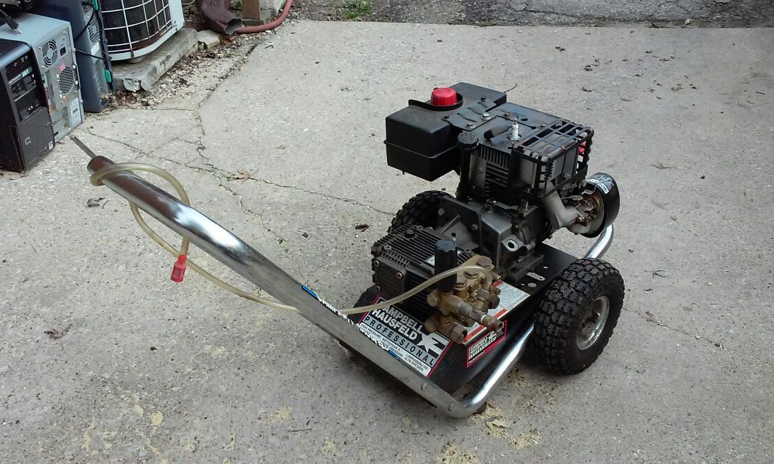 Campbell Hausfeld Professional Power Washer Model PW302000LE 3000psi