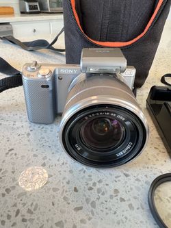 Sony Alpha NEX-5N digital camera