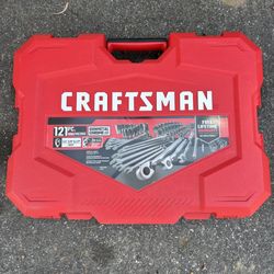 CRAFTSMAN 121 -Piece Standard (SAE) and Metric Mechanics Tool Set
