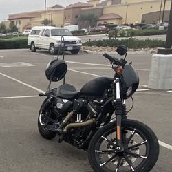 2020 Harley Davidson Iron head 883