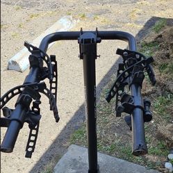 Black Holds 4 Bikes OBO