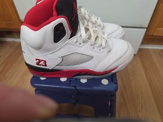 Air Jordan 5 Fire Red Sneakers 9.5