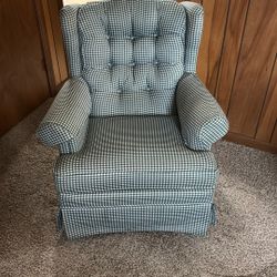 Lazy Boy Green Checkered Swivel/ Rocking Chair 
