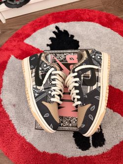Travis Scott SB