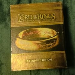 DVD Blu Ray Lord Of The Rings Box Set.