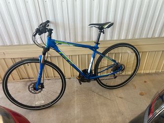 GT Transeo 2.0 city bike EXCELLENT medium