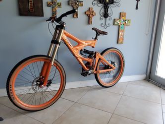 Mountain Bike GIANT FAITH