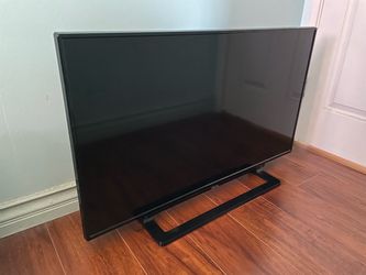 Toshiba 40" Class (39.5" Diag.) LED 1080p HDTV