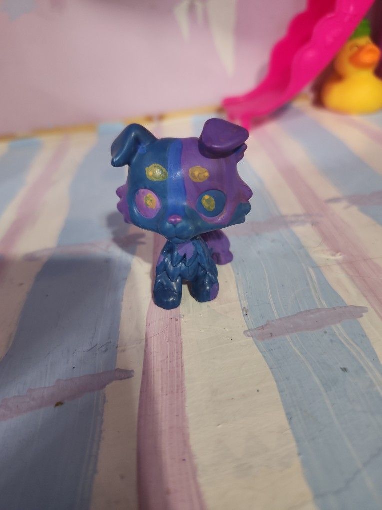 Custom Dog LPS