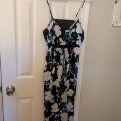 Size Small Simply Vera Vera Wang Sun Dress