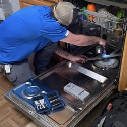 Dish Washer / Microwave Hung Up / Appliances Installed 