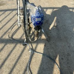 Graco 390 Pc  Paint Machine 