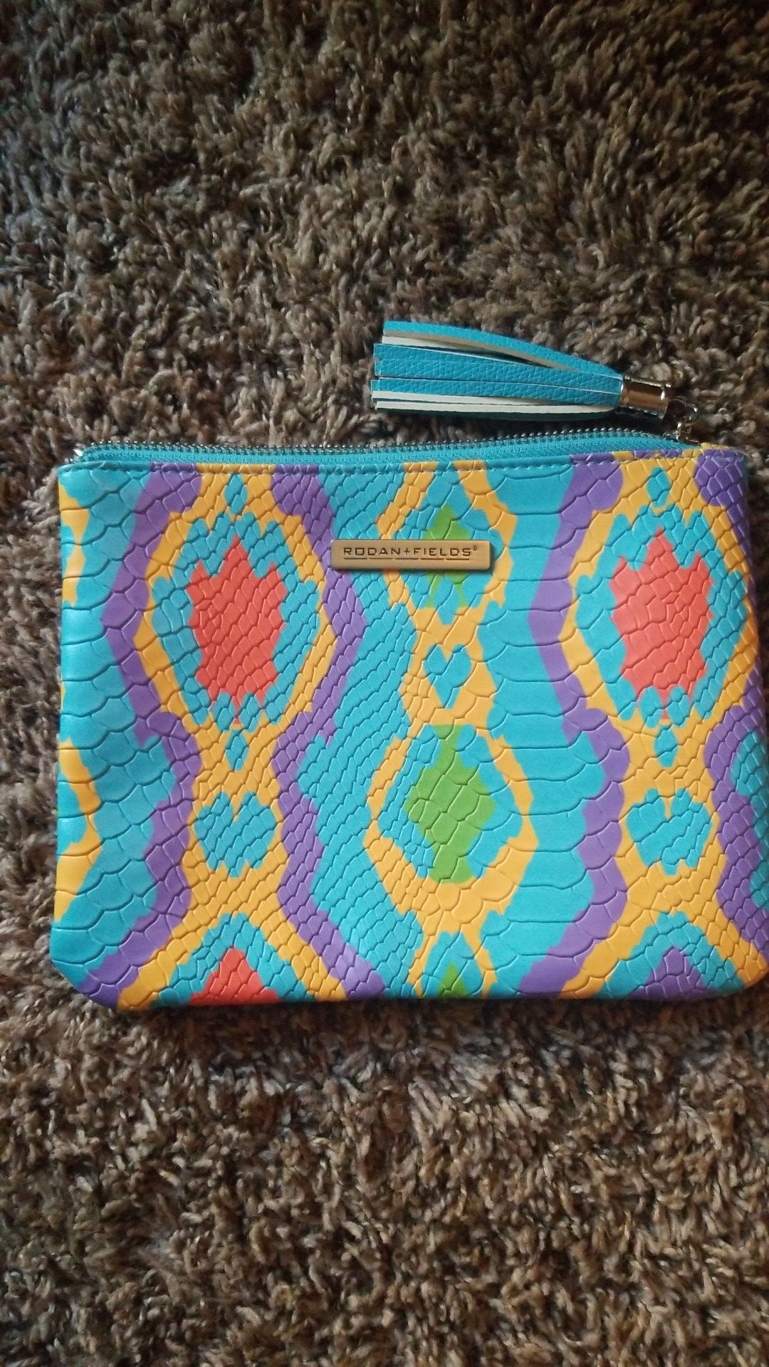 Rodan +Fields cosmetic pouch