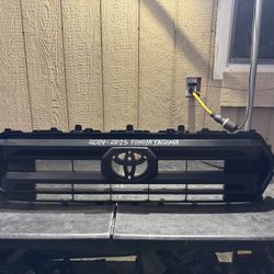 2024 2025 TOYOTA TACOMA FRONT GRILLE OEM USED 