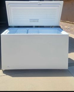 Nice!! Large Frigidaire freezer 19cubic