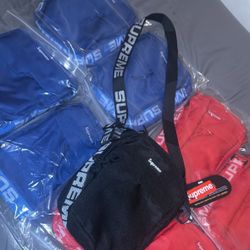 Supreme SS18 Shoulder Bag 