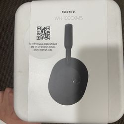 SONY WH-1000XM5 Wireless Noise-Canceling Over-the-Ear Headphones - Black
