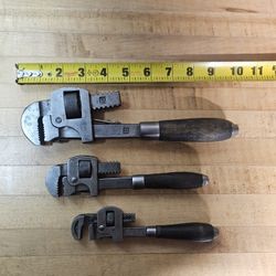Vintage 6" 8" 10" Wood Handle Pipe Wrenches 
