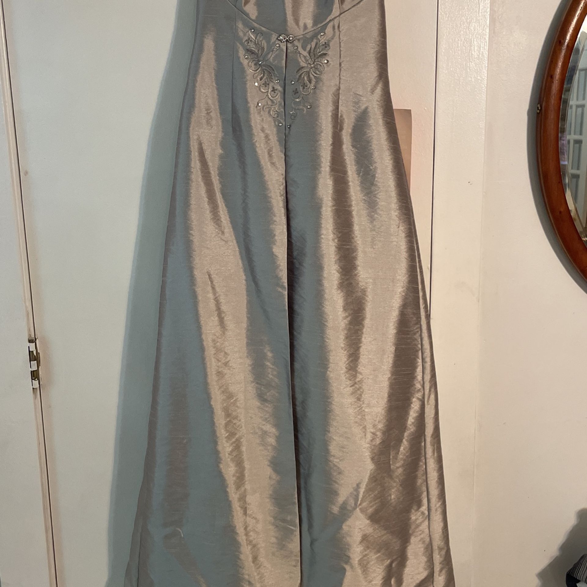 Ballgown Silver Luminescent